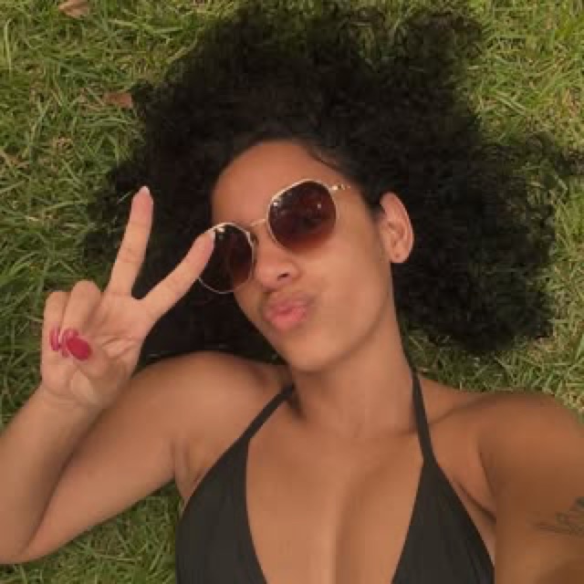 Foto oficial de Brunna Fernandes