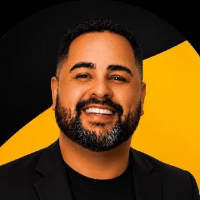 Foto oficial de Cadu Moraes no TSE