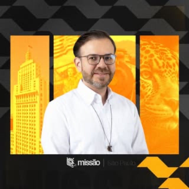 Foto oficial de Charles Ribeiro