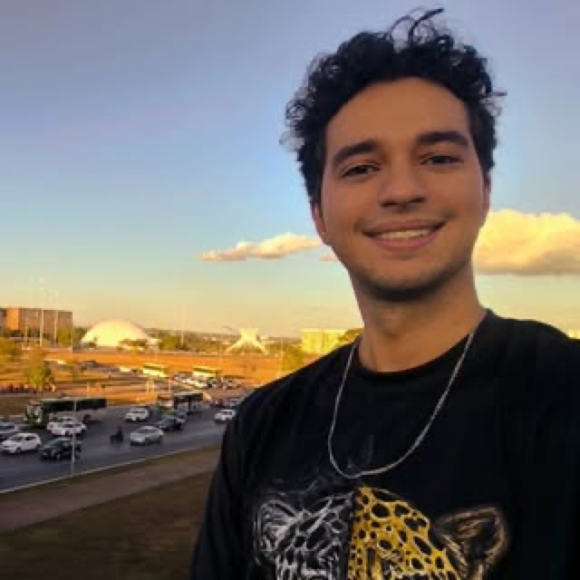 Foto oficial de Matheus Marques no TSE