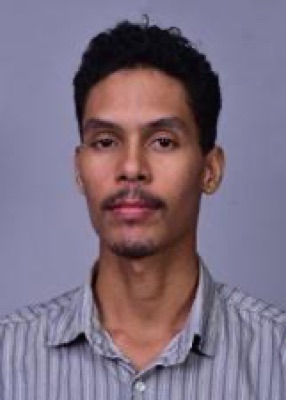 Foto oficial de John Robert