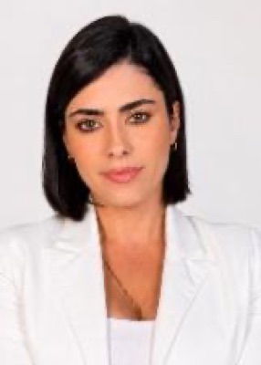 Foto oficial de Drª Carolina Maia